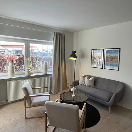 Apartament Hyggelig Taet Pa Centrum Og Letbanestop