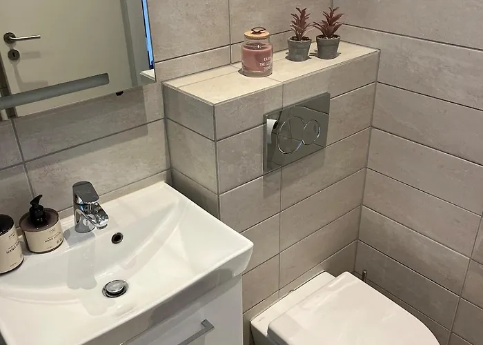 Appartamento Hyggelig Taet Pa Centrum Og Letbanestop Odense